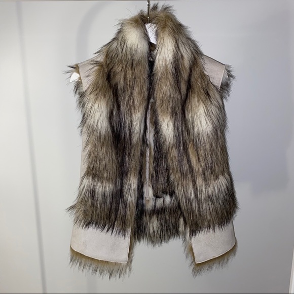 ZARA BASIC Faux Fur Vest - Picture 2 of 8